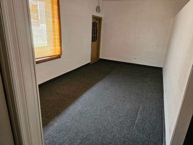 5544 147th Street B4, Oak Forest, IL 60452