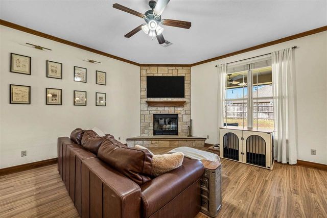 1420 Limestone Way, Elgin, OK 73538