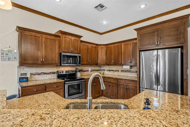 1420 Limestone Way, Elgin, OK 73538