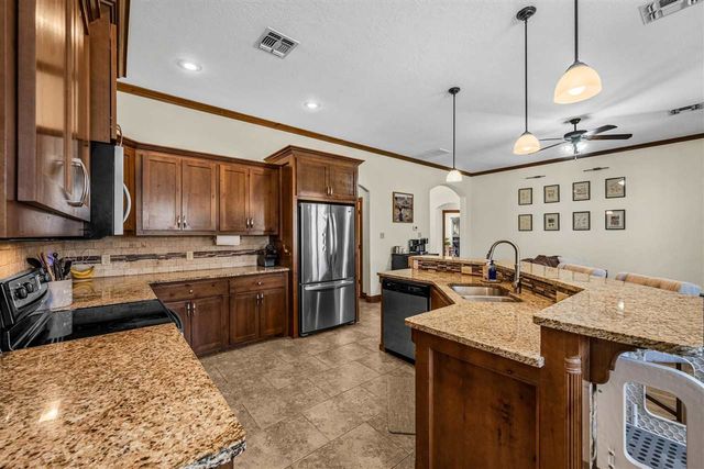 1420 Limestone Way, Elgin, OK 73538