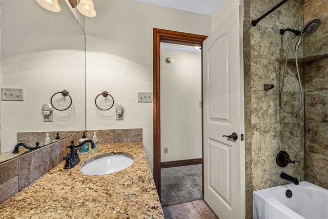 1420 Limestone Way, Elgin, OK 73538