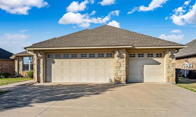 1420 Limestone Way, Elgin, OK 73538