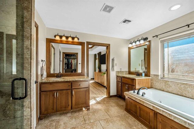 1420 Limestone Way, Elgin, OK 73538