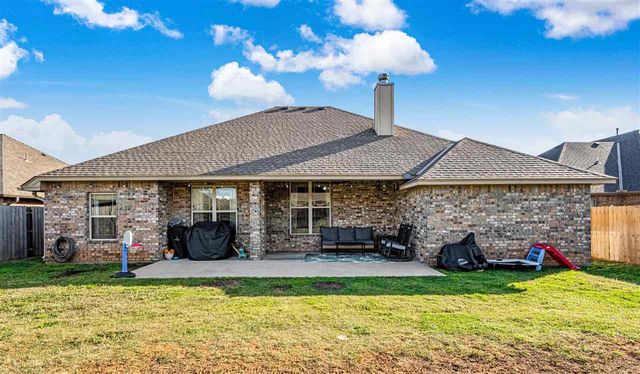 1420 Limestone Way, Elgin, OK 73538