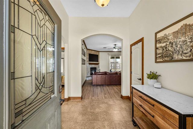 1420 Limestone Way, Elgin, OK 73538