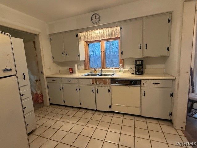 35 James Place, Orchard Park, NY 14127