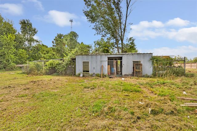 2809 County Road 676, Dayton, TX 77535