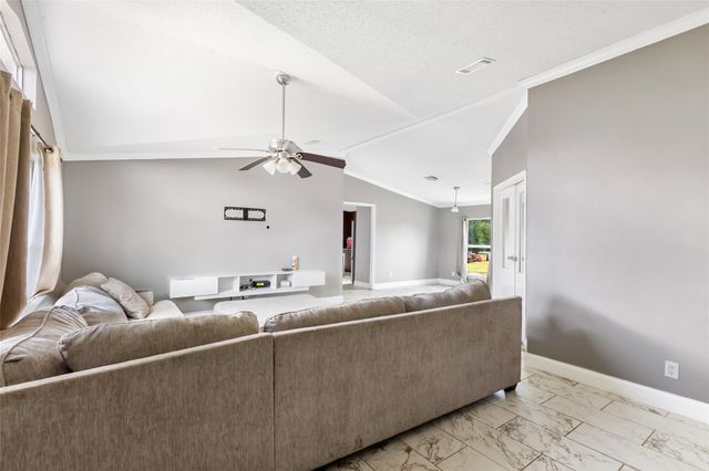 2809 County Road 676, Dayton, TX 77535