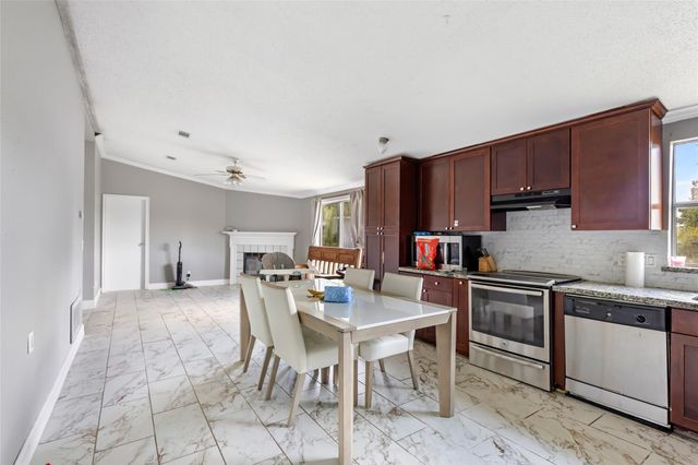 2809 County Road 676, Dayton, TX 77535