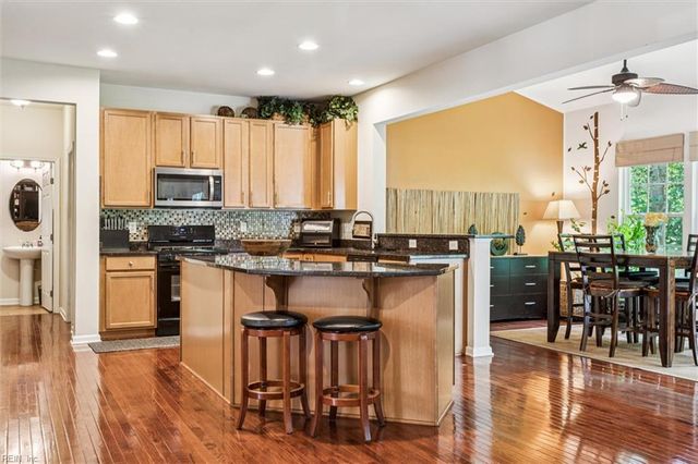 3271 Newland CT, Toano, VA 23168