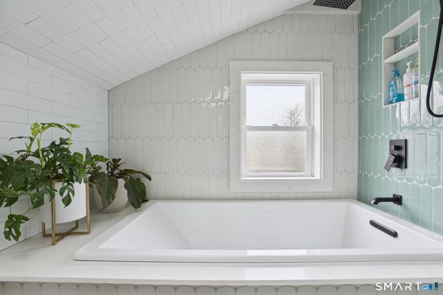 45 Lyon Street, New Haven, CT 06511