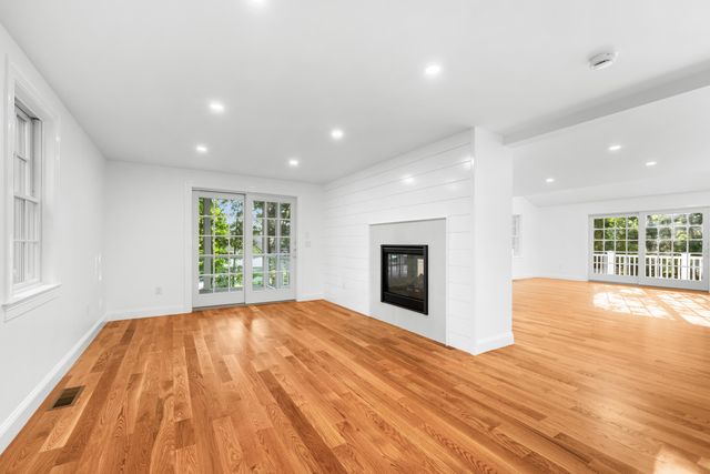 129 Driftwood Lane, South Yarmouth, MA 02664