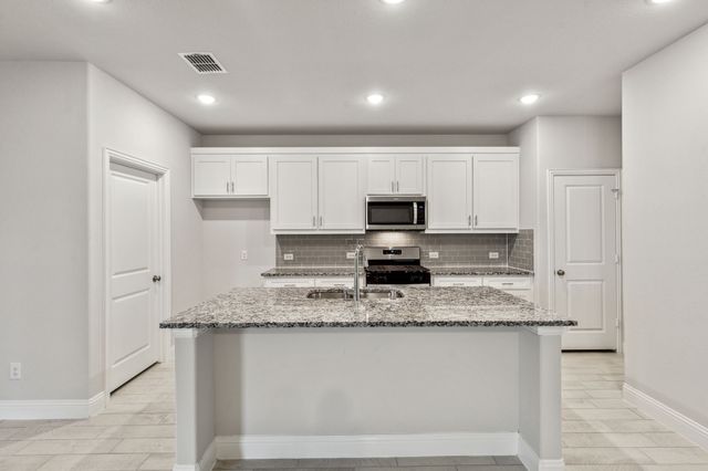 901 Portina Drive, Anna, TX 75409