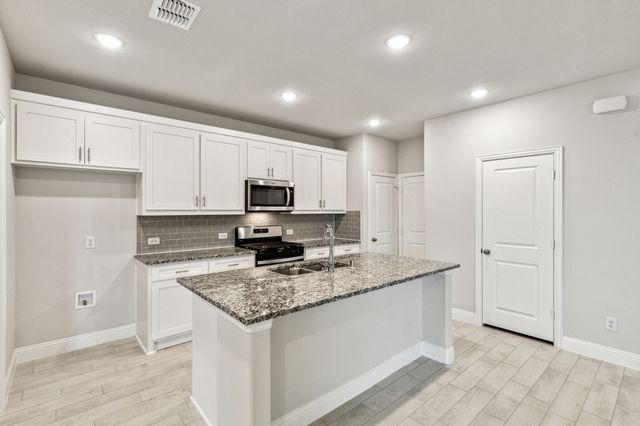 901 Portina Drive, Anna, TX 75409