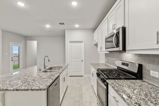 901 Portina Drive, Anna, TX 75409