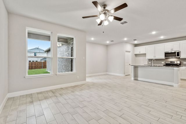 901 Portina Drive, Anna, TX 75409