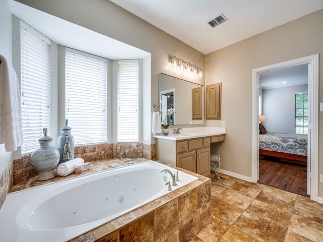 8200 Weiss Avenue, Plano, TX 75025