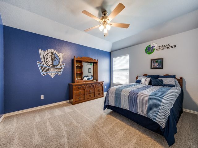 8200 Weiss Avenue, Plano, TX 75025