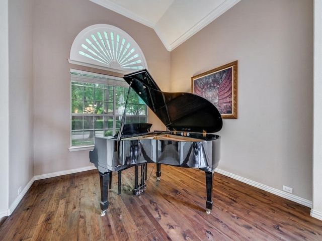 8200 Weiss Avenue, Plano, TX 75025