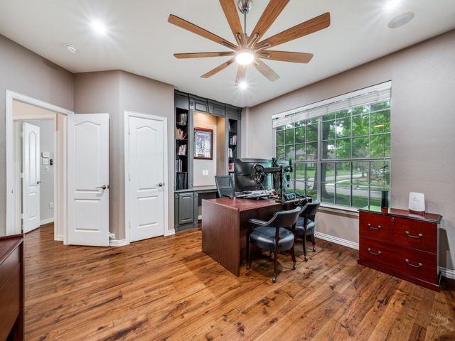 8200 Weiss Avenue, Plano, TX 75025