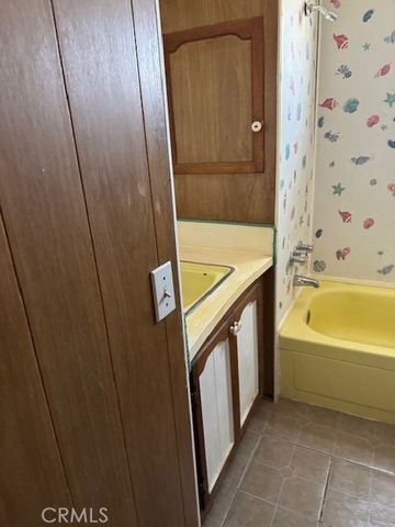 37152 Indian Avenue, Yermo, CA 92398