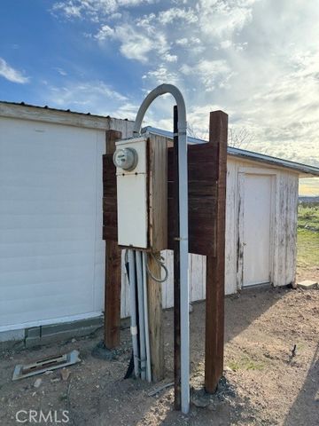 37152 Indian Avenue, Yermo, CA 92398