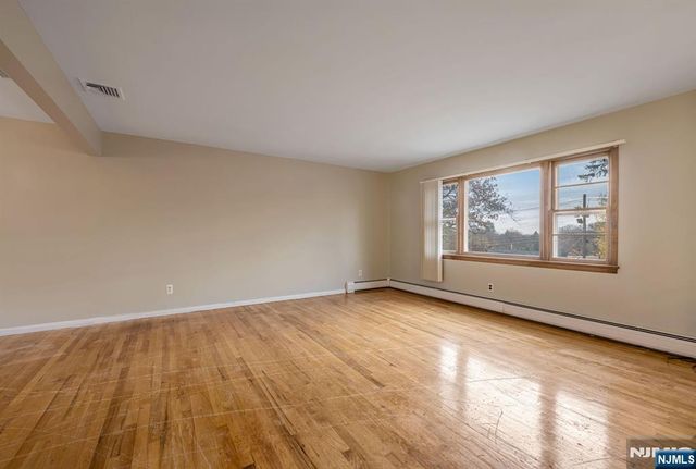 415 Goffle Road, Wyckoff, NJ 07481