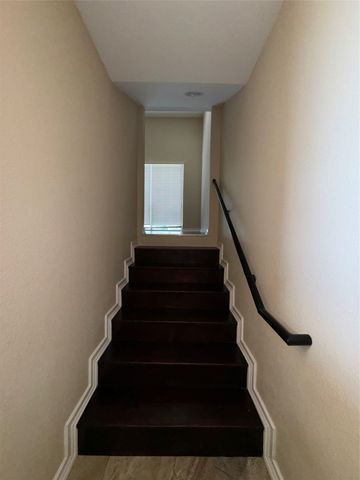 923 College Avenue 205, Fort Worth, TX 76104