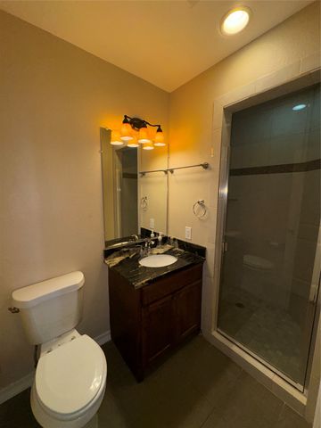 923 College Avenue 205, Fort Worth, TX 76104