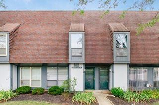 4692 Charecote Lane, E, Columbus, OH 43220