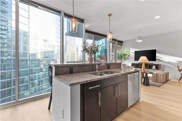 1080 Peachtree Street 807, Atlanta, GA 30309