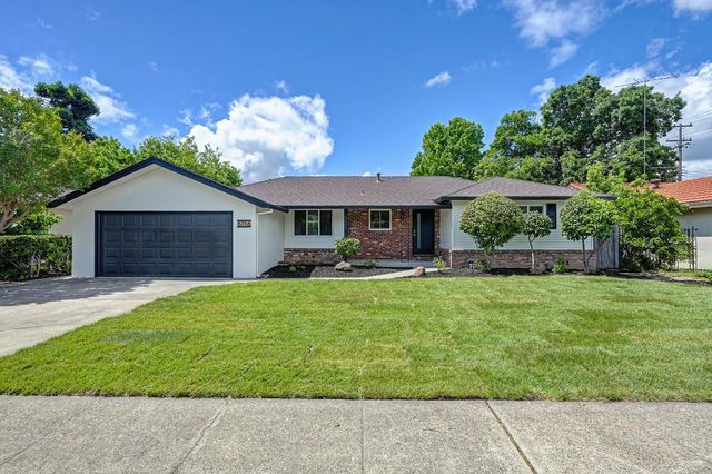 5716 Lonsdale Dr, Sacramento, CA 95822