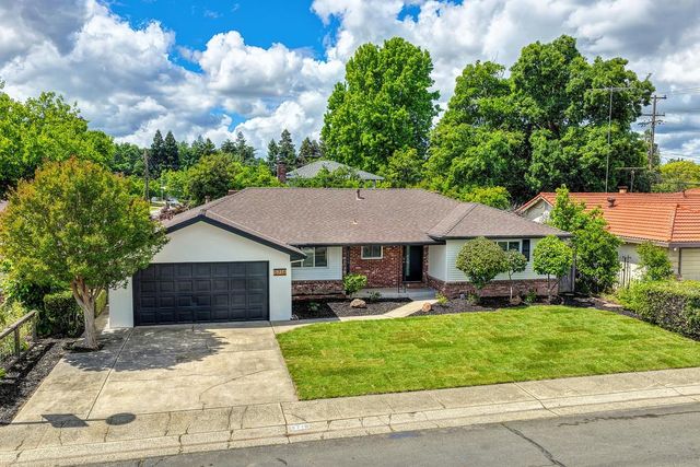5716 Lonsdale Dr, Sacramento, CA 95822