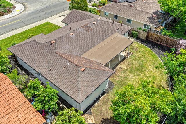 5716 Lonsdale Dr, Sacramento, CA 95822