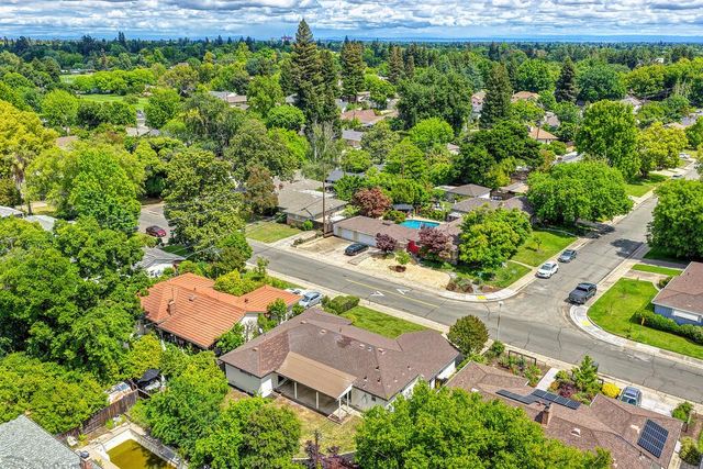 5716 Lonsdale Dr, Sacramento, CA 95822