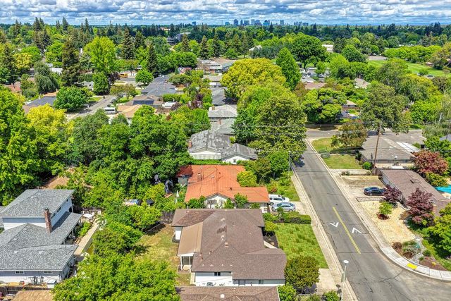 5716 Lonsdale Dr, Sacramento, CA 95822