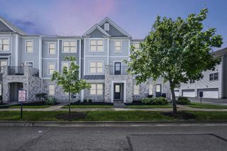 6023 Canyon Creek Drive, 207, Dublin, OH 43016