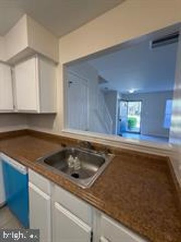 4118 PEPPERTREE LN, Silver Spring, MD 20906