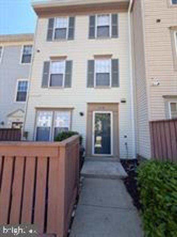 4118 PEPPERTREE LN, Silver Spring, MD 20906