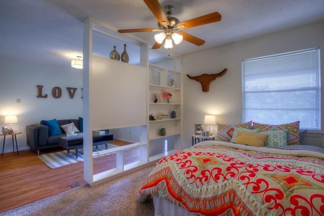 302 E 34th ST 106, Austin, TX 78705