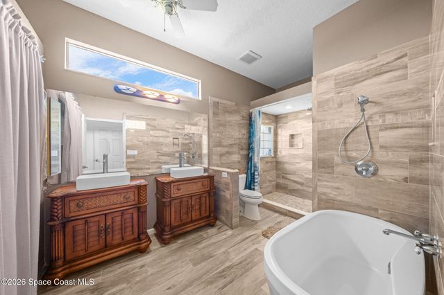 1044 Harbor Pines Drive, Merritt Island, FL 32952