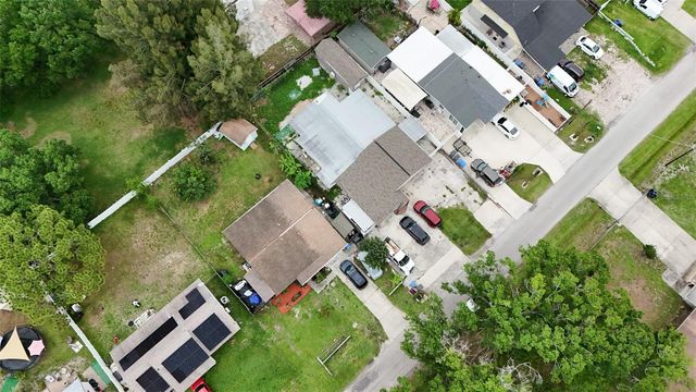 8819 W BROAD STREET, Tampa, FL 33615