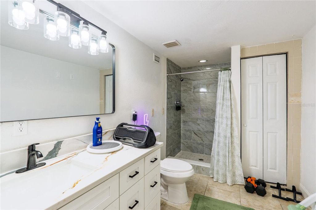 Image 12 of property listing at 8819 W BROAD STREET, Tampa, FL 33615