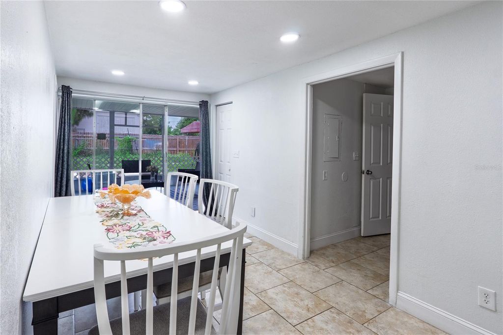Image 6 of property listing at 8819 W BROAD STREET, Tampa, FL 33615