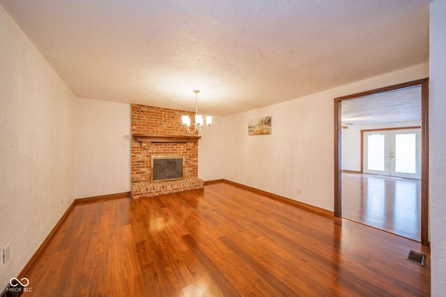 1411 Whisperwood Way, Anderson, IN 46012