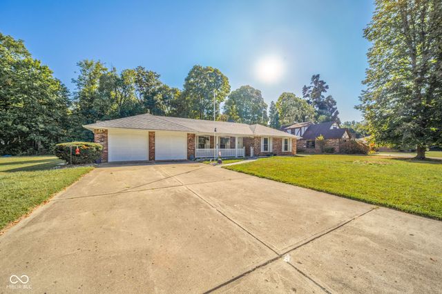 1411 Whisperwood Way, Anderson, IN 46012
