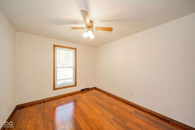 1411 Whisperwood Way, Anderson, IN 46012