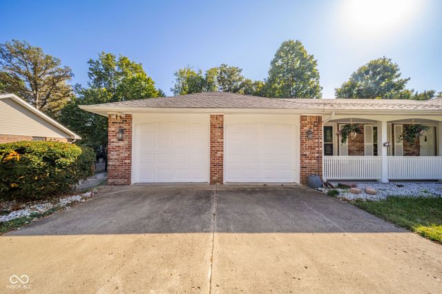 1411 Whisperwood Way, Anderson, IN 46012