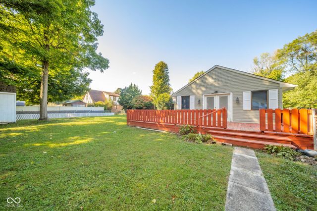 1411 Whisperwood Way, Anderson, IN 46012