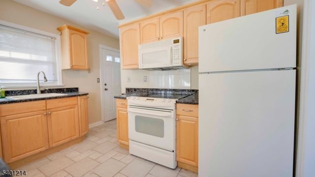 1062 Rt523, Readington Twp., NJ 08822